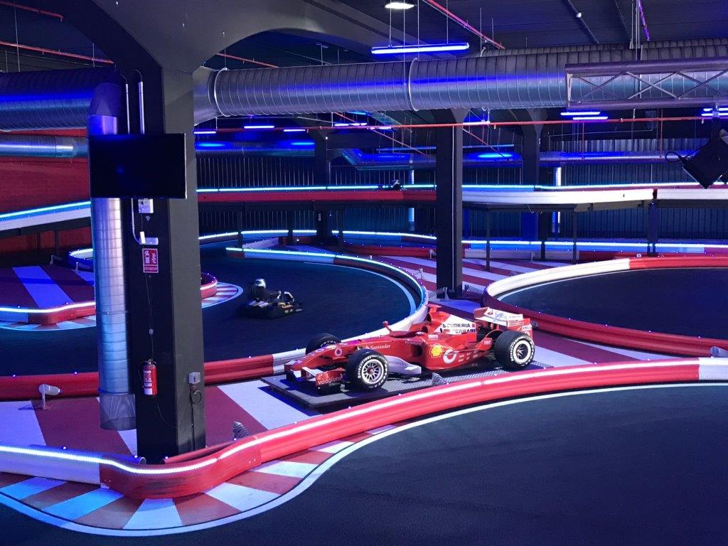 El mayor karting indoor de Europa Asofrío